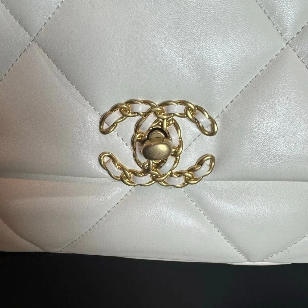 Chanel 19 Ivory Lambskin Mixed Metal‎ Medium Bag Microchipped Authentic CoA